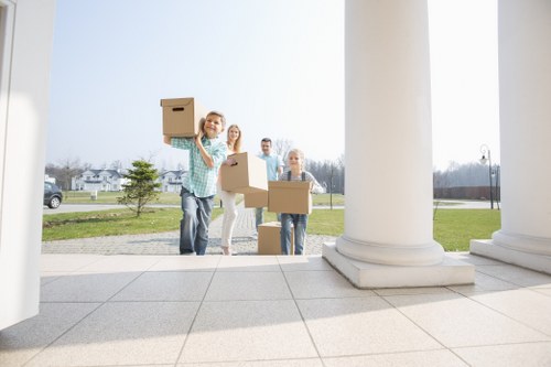 Local house removalists planning a Chelsea home move